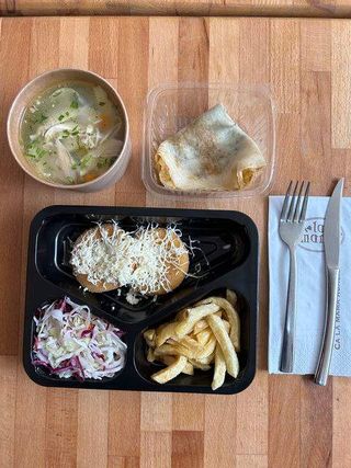 Meniu Box cascaval pane + supa sau ciorba + desert