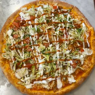 Pizza con kebab di manzo