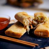 62. Rollo de primavera (2uds.) / Spring roll (2 pieces)