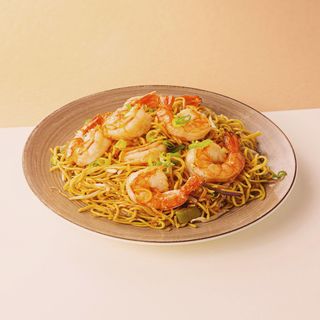 Tallarines Fritos Con Gamba