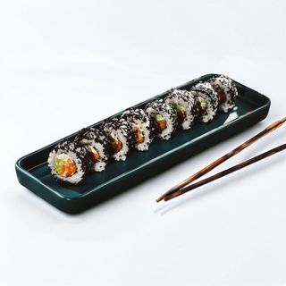 კალიფორნია ორაგულით და გველთევზით - 8 ნაჭერი