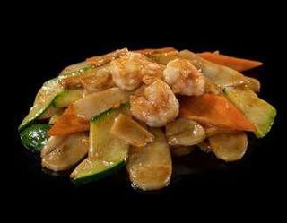 239 Gnocchi di riso saltati con gamberetti e verdure