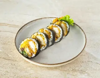 Halibut w panko FUTOMAKI