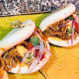 sanguchitos bao de cerdo (2 uds.)