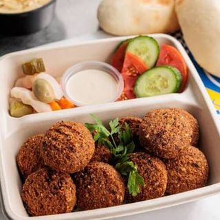 Порция фалафел с 5 топчета