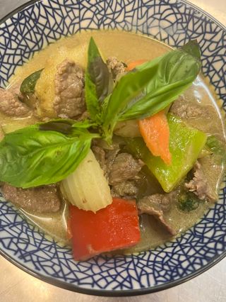 Ternera Al Curry Amarillo 