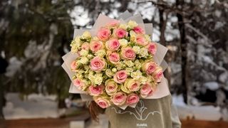 25 ცალთავიანი და 10 ტოტი სპრეი