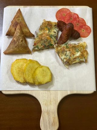 Breakfast-2Samosa,2eggs,2Sausages, Ngwaci