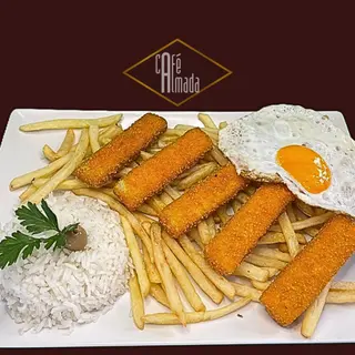 Douradinhos com arroz e batata frita 