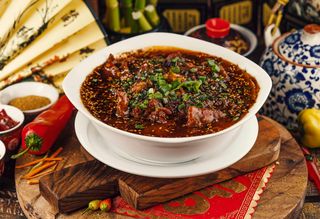 D9-ძროხის ხორცი ცხარე სოუსში