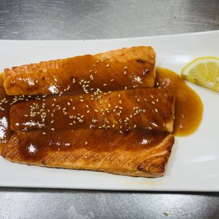 Salmón Teppanyaki