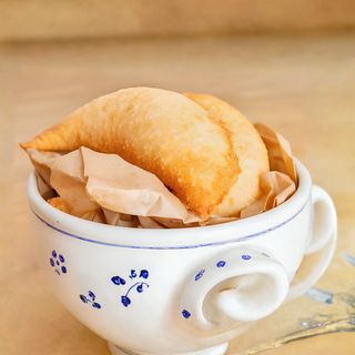 Panzerotto mortadella e provolone