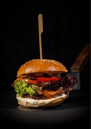 Burger Pikantny Drwal