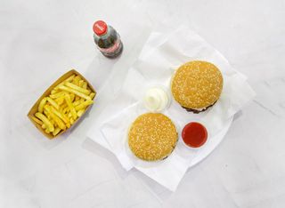 2 Dürüms Completos Y 2 Hamburguesas