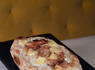 Pinsa La Brie Llante (20 Cm. A 30 Cm. Aprox.)