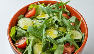 Amestec de salate cu vinegreta