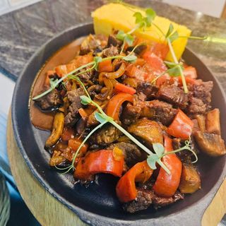 Tigaie picanta de vita