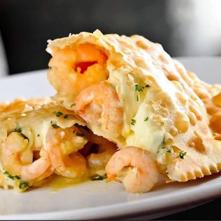 Pastel Camarão com Requeijão