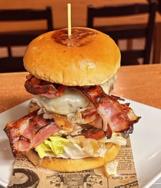 Hamburguesa melosa hawaiana