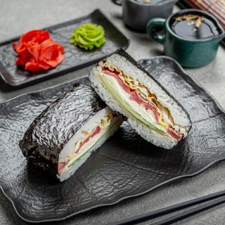 Սենդվիչ թունայով