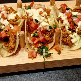 Tacos De Maíz De Tenera Mechada (3 Uds.)