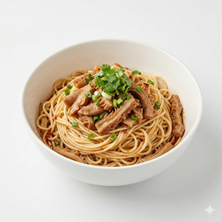 Tallarines fríos con callos de cerdo (猪肚凉皮)