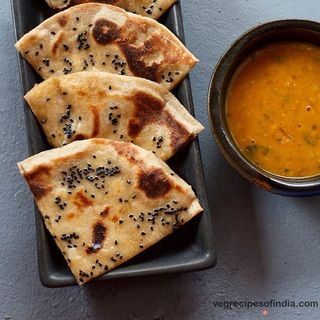 Cheese naan