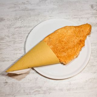 Pizza fritta concetta