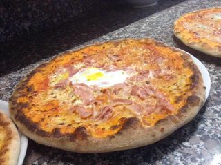 Pizza bismarck - grande