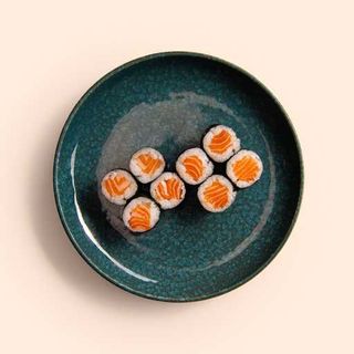 80. Hosomaki de Salmón