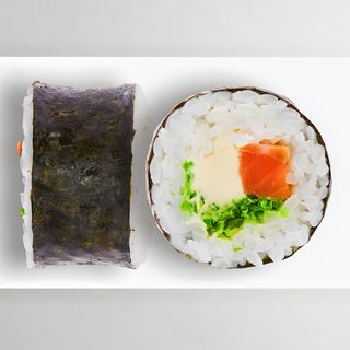 Футомакі Лосось (250г)