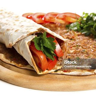 Lahmacun Con Queso