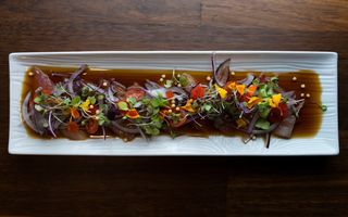 Ceviche de hamachi con trufa