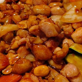 39. Pollo Estilo Gon Bao