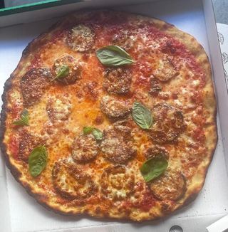 Pizza Parmigiana (33 Cm.)