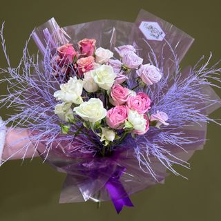 Buchet cu 5 minirose colorate