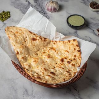 BUTTER NAAN