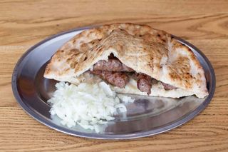 Velika porcija ćevapa + Coca-Cola 0.25l