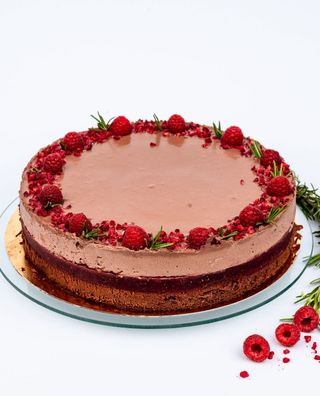 Sernik Czeko-Malina kawałek GF SF