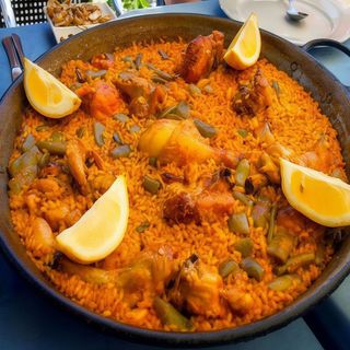 Paella (ración 370 Cc.)