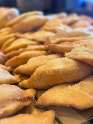 Panzerotto pugliese cotto pomodoro e mozzarella