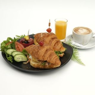 Croissants Breakfast Sandwiches Au choix