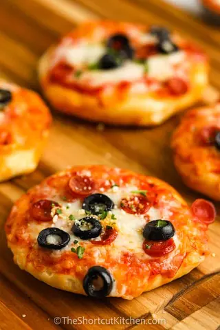 Petite Pizza