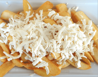 Пържени картофи със сирене (250гр)