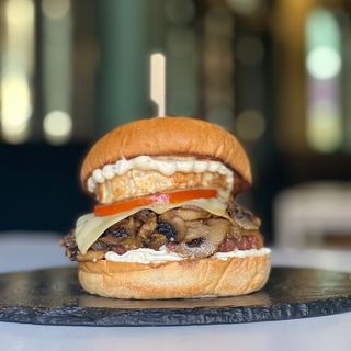 Hamburguesa de 4 quesos