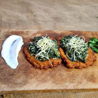 Placki ze szpinakiem i śmietaną