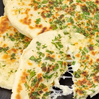 Naan Queso 
