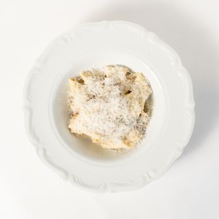 Папарделле с говядиной сливками и трюфельной пастой