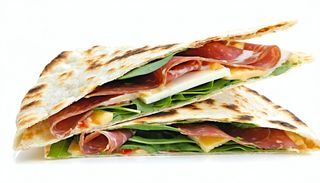 Piadina con bresaola, brie e rucola