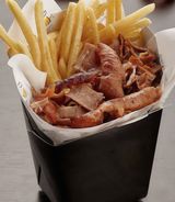 Kebab box con patatas fritas grandes